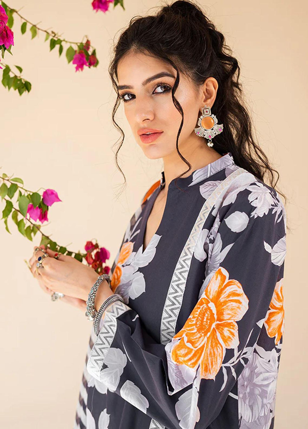 Omaya By Muraad Embroidered Lawn Suits Unstitched 3 Piece MU23O O-008 Elmira - Summer Collection