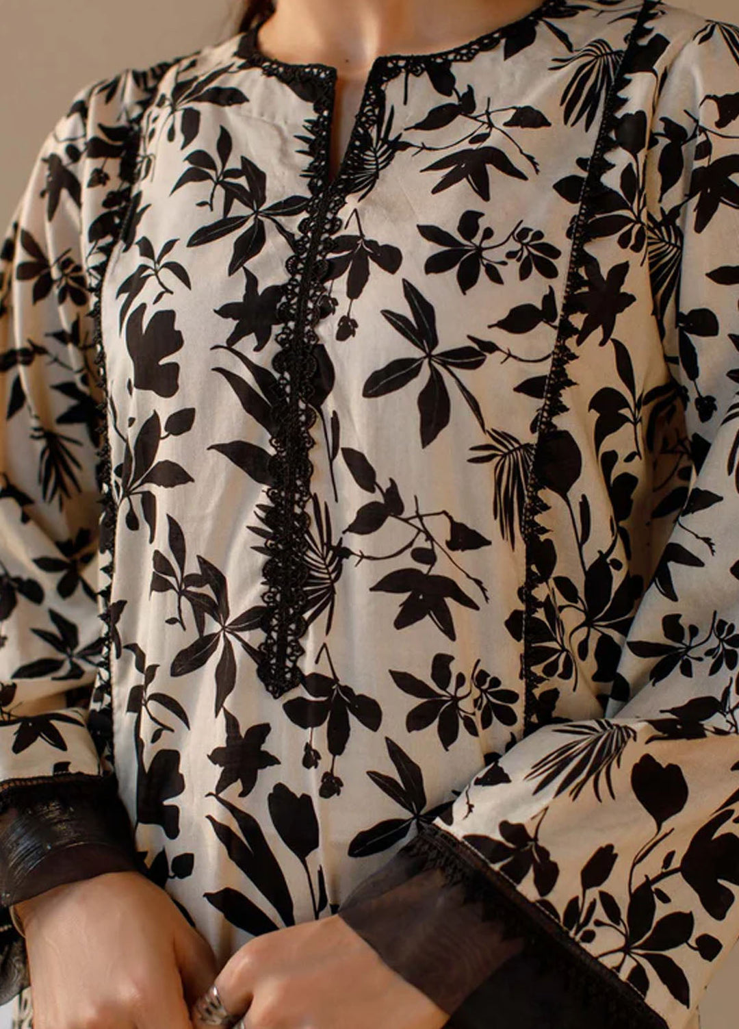 Ombrella Pret Embroiderd Lawn 2 Piece Suit Foliage