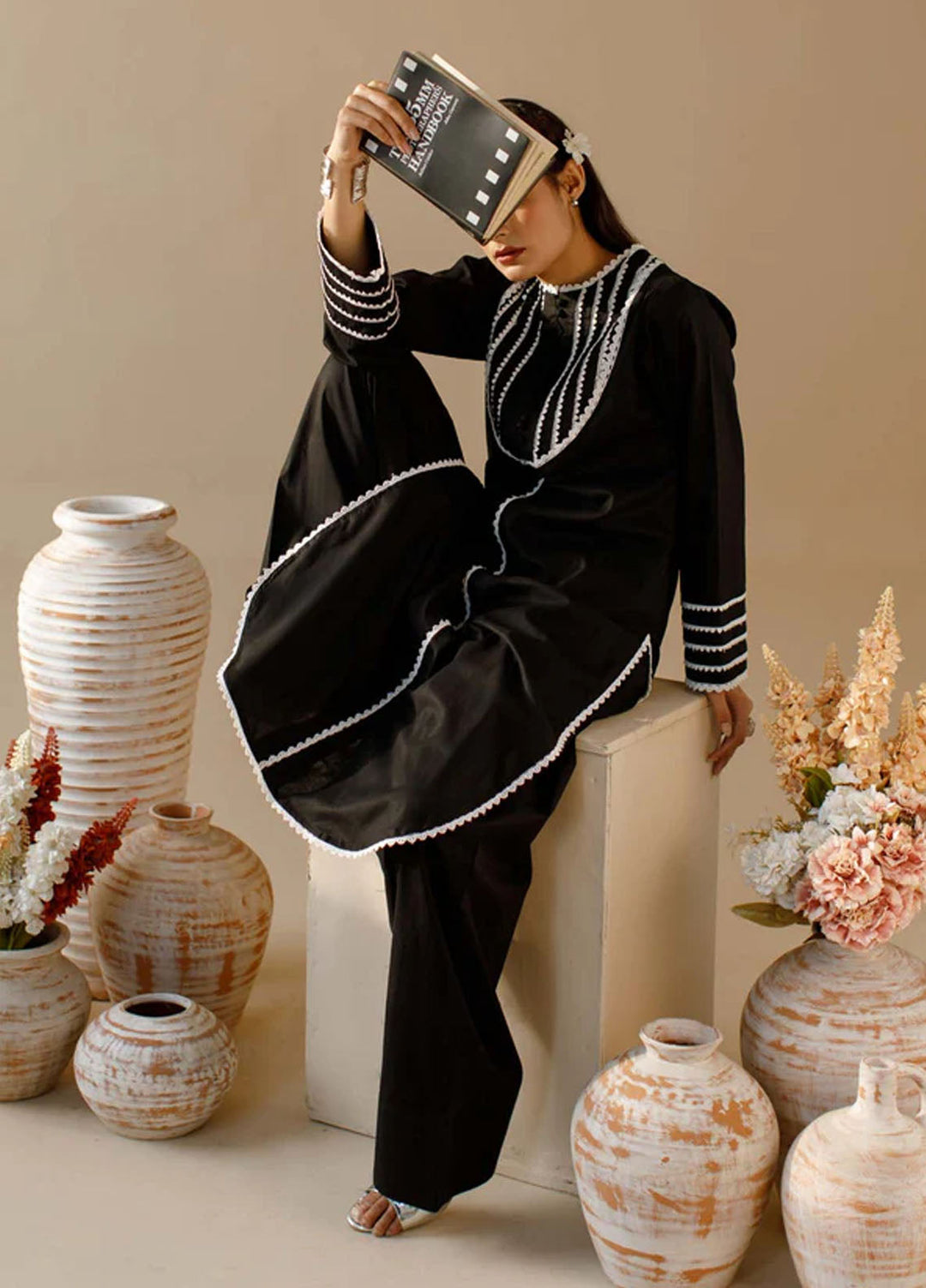 Ombrella Pret Embroiderd Lawn 2 Piece Suit Twilight