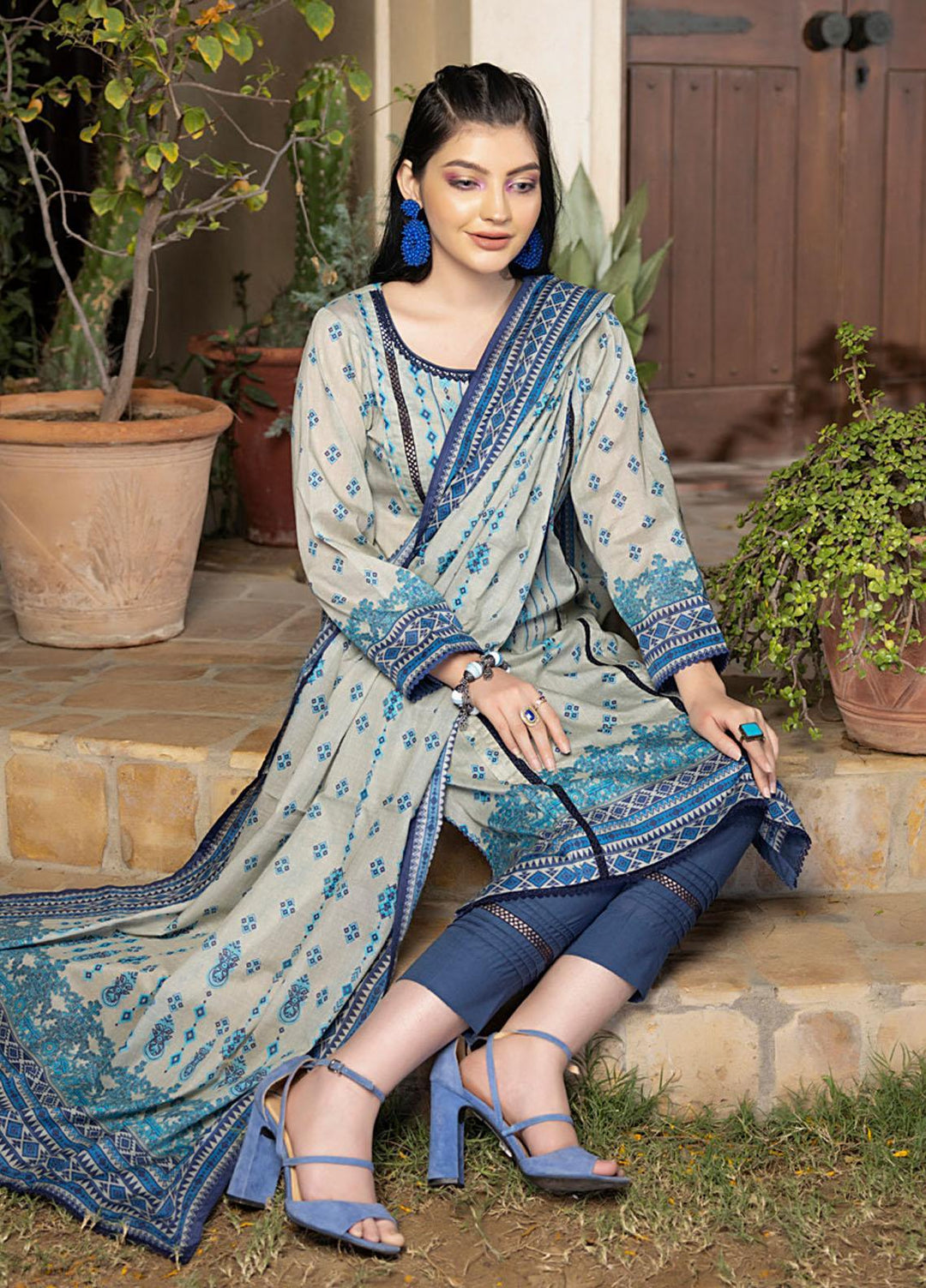 Orchid By Regalia Textiles Printed Lawn Suits Unstitched 3 Piece RGT23O D-9 - Summer Collection
