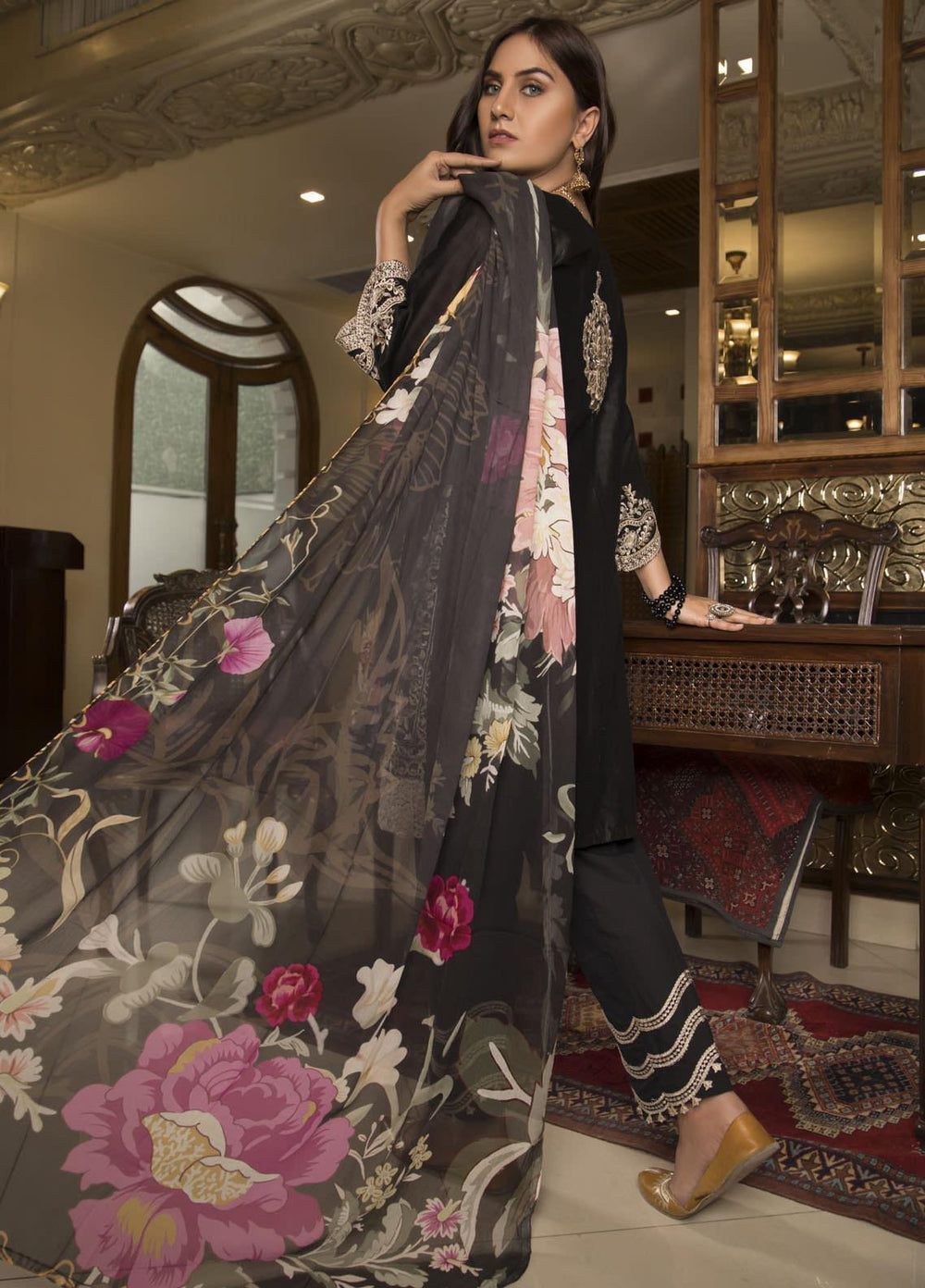 Oture Embroidered Jacquard Stitched 3 Piece Suit OEZ3S21011