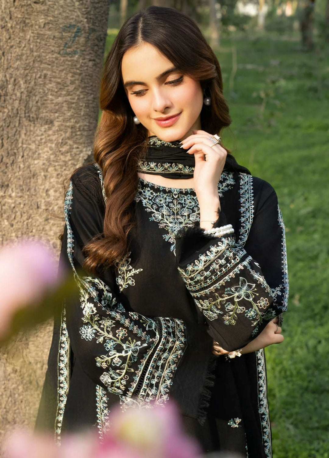 Panache Apparel Pret Embroidered Cotton Lawn 3 Piece Suit Black Dew