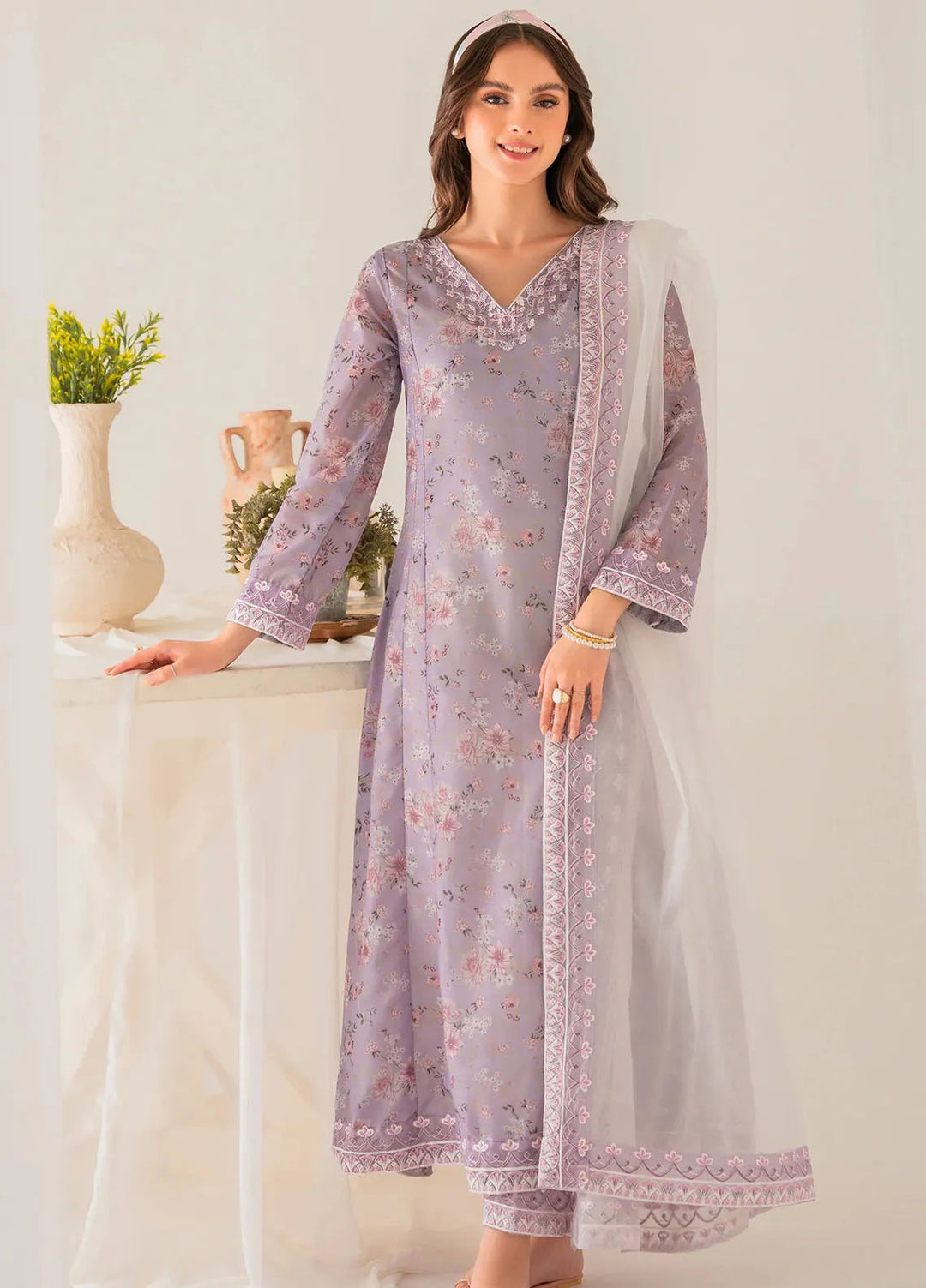 Panache Apparel Pret Embroidered Lawn 3 Piece Suit Florentina