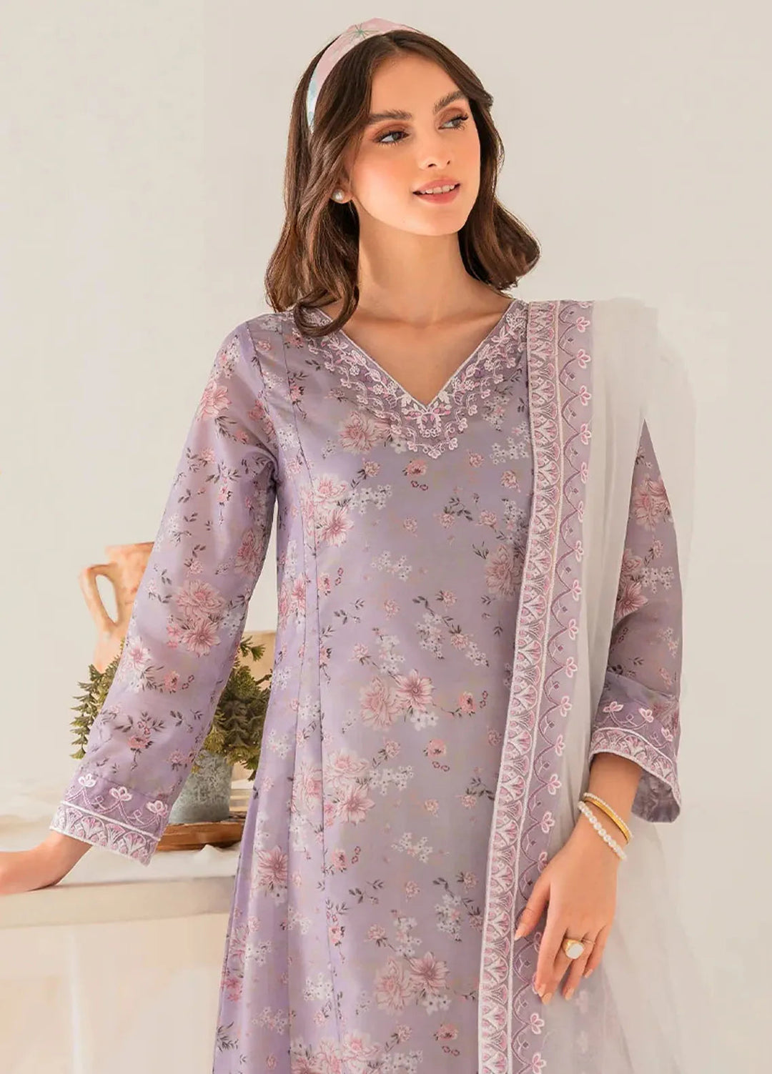 Panache Apparel Pret Embroidered Lawn 3 Piece Suit Florentina