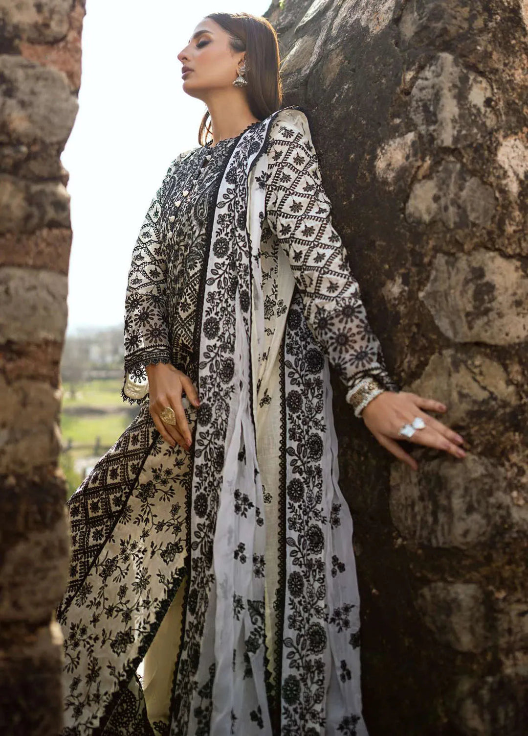 Pardes by Aik Atelier Embroidered Lawn Suit Unstitched 3 Piece AIK24P Look 01 - Summer Collection