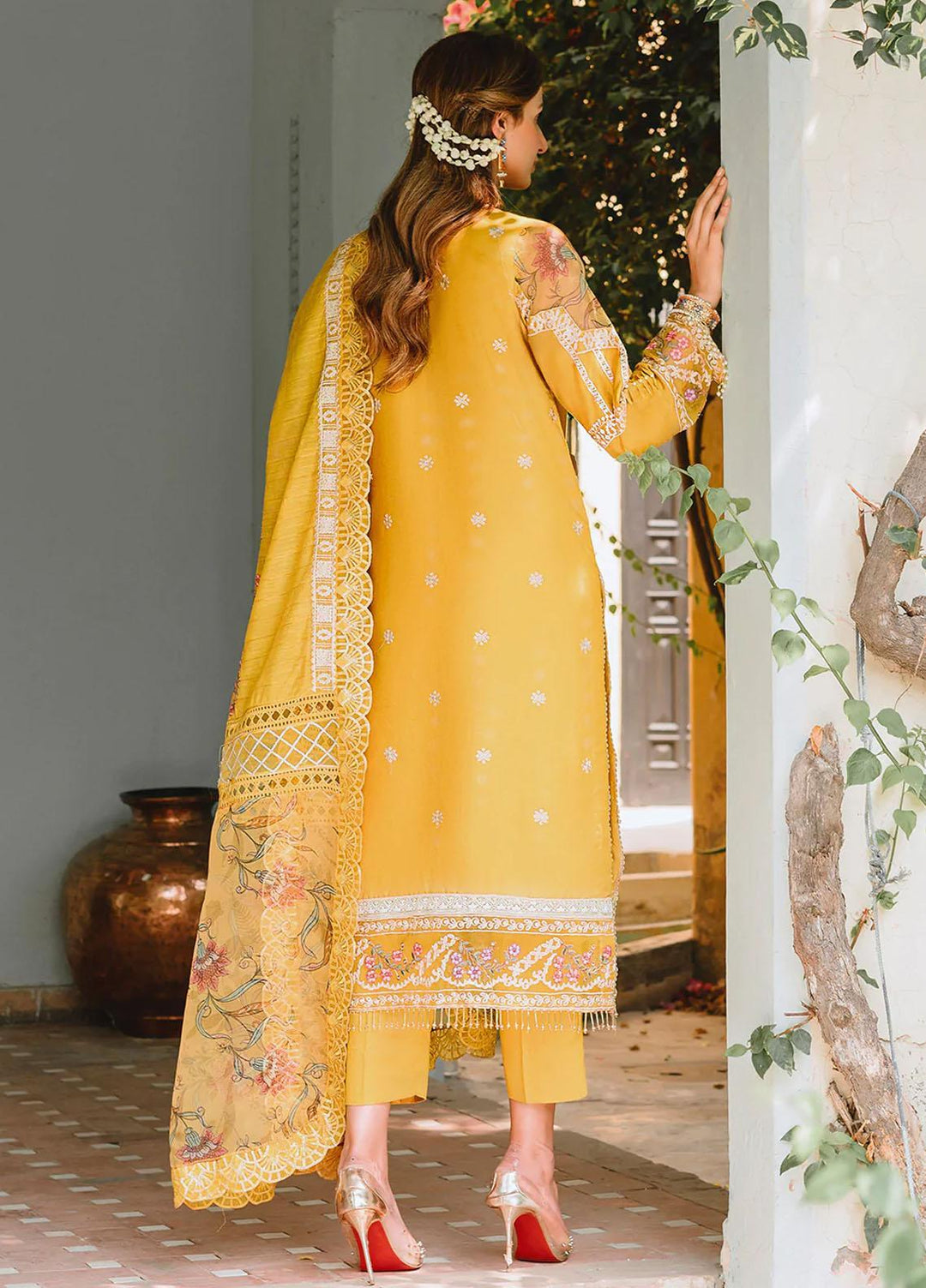 Parishay Embroidered Corduroy Suits Unstitched 3 Piece PRS22LW D-02 - Winter Collection