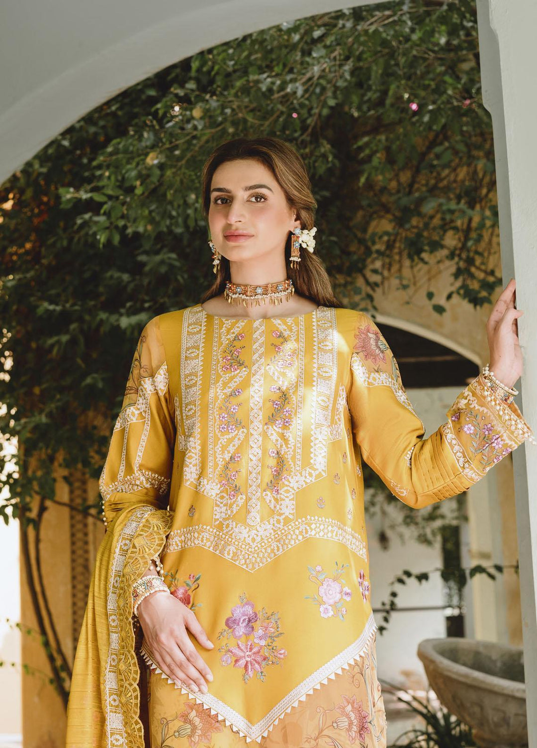 Parishay Embroidered Corduroy Suits Unstitched 3 Piece PRS22LW D-02 - Winter Collection