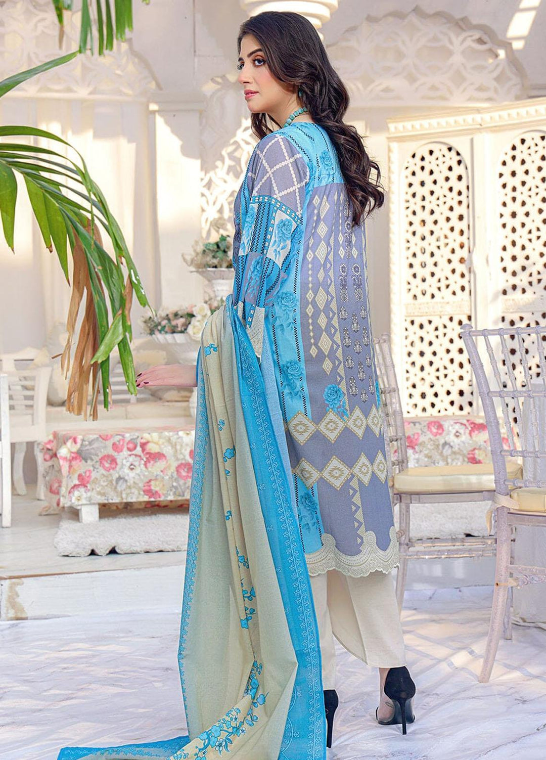 Parishey By Khas Printed Lawn Suits Unstitched 3 Piece KHS23P KLA-1654 - Summer Collection