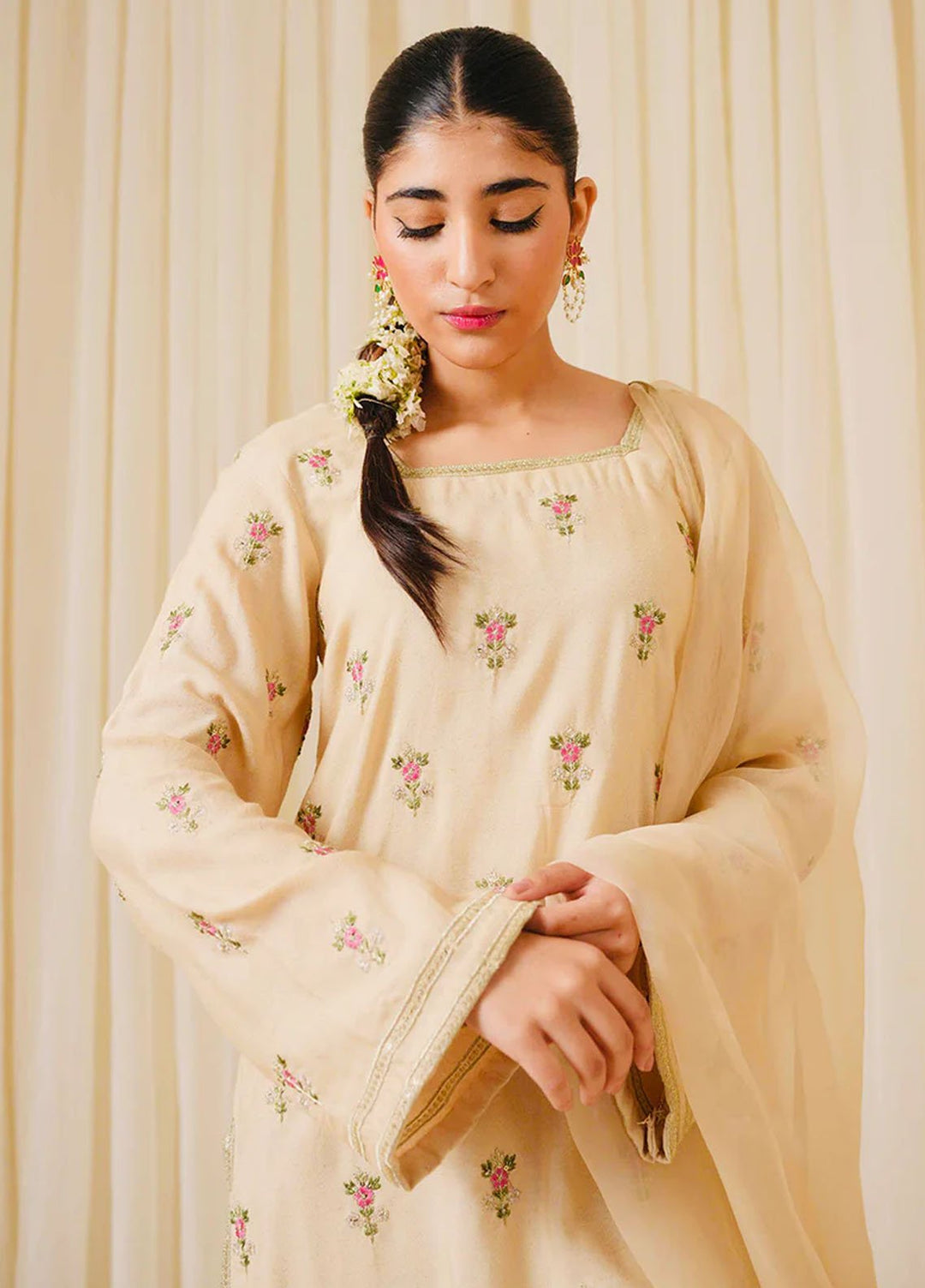 Pashma Khan Embroidered 3 Piece Afrozeh