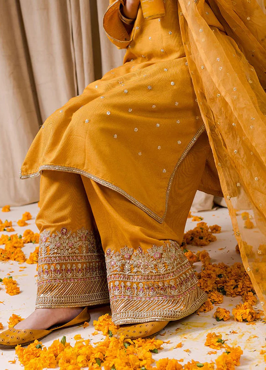 Pashma Khan Embroidered 3 Piece Sunehri