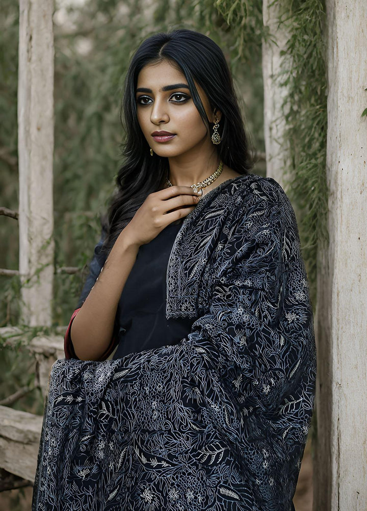 Sanaulla Exclusive Range  Pashmina  KPS 781 D-56 Black - Women Shawls