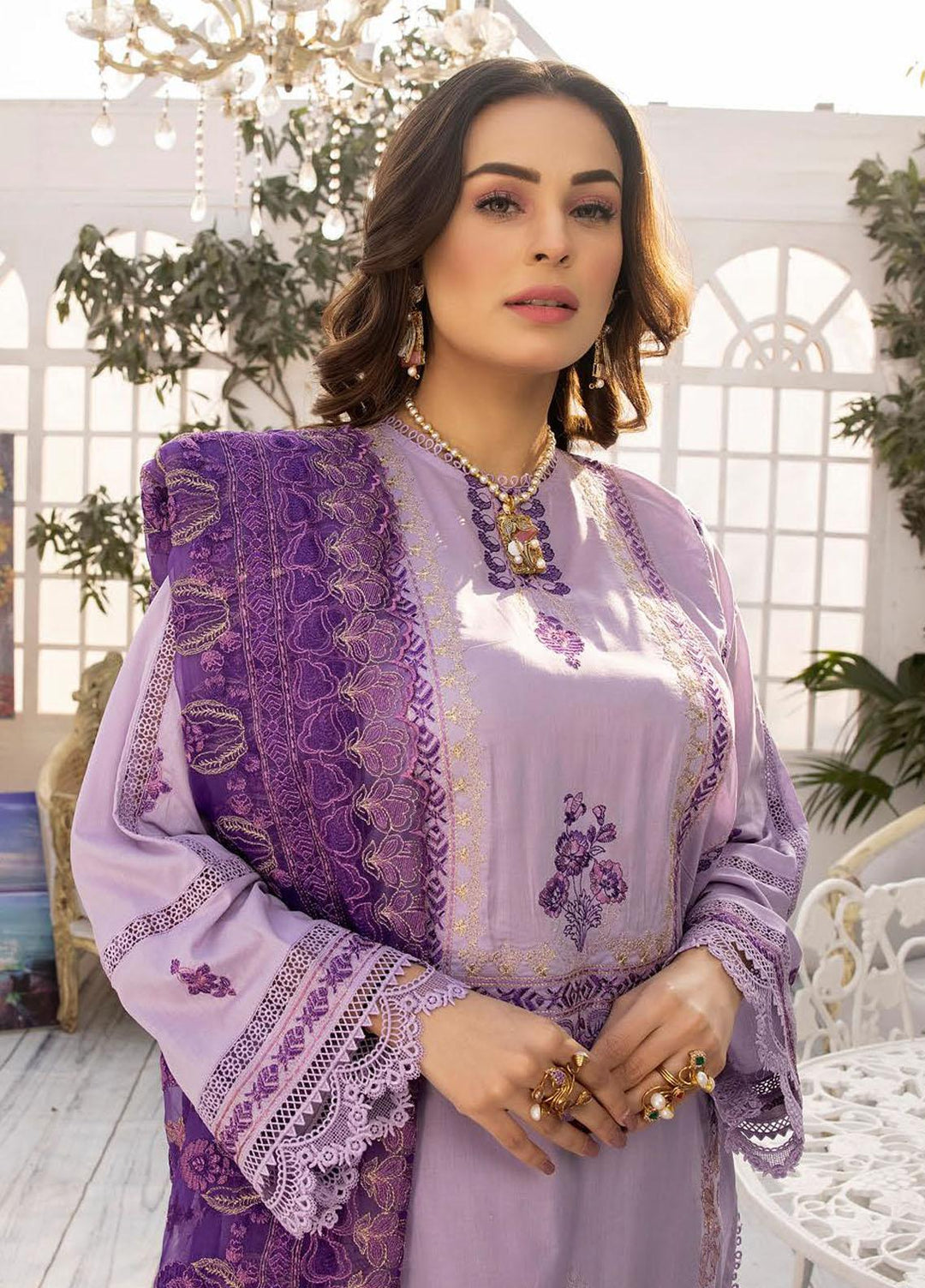 Pearl Executive By Riaz Arts Embroidered Lawn Suits Unstitched 3 Piece RA23PE D1 - Summer Collection