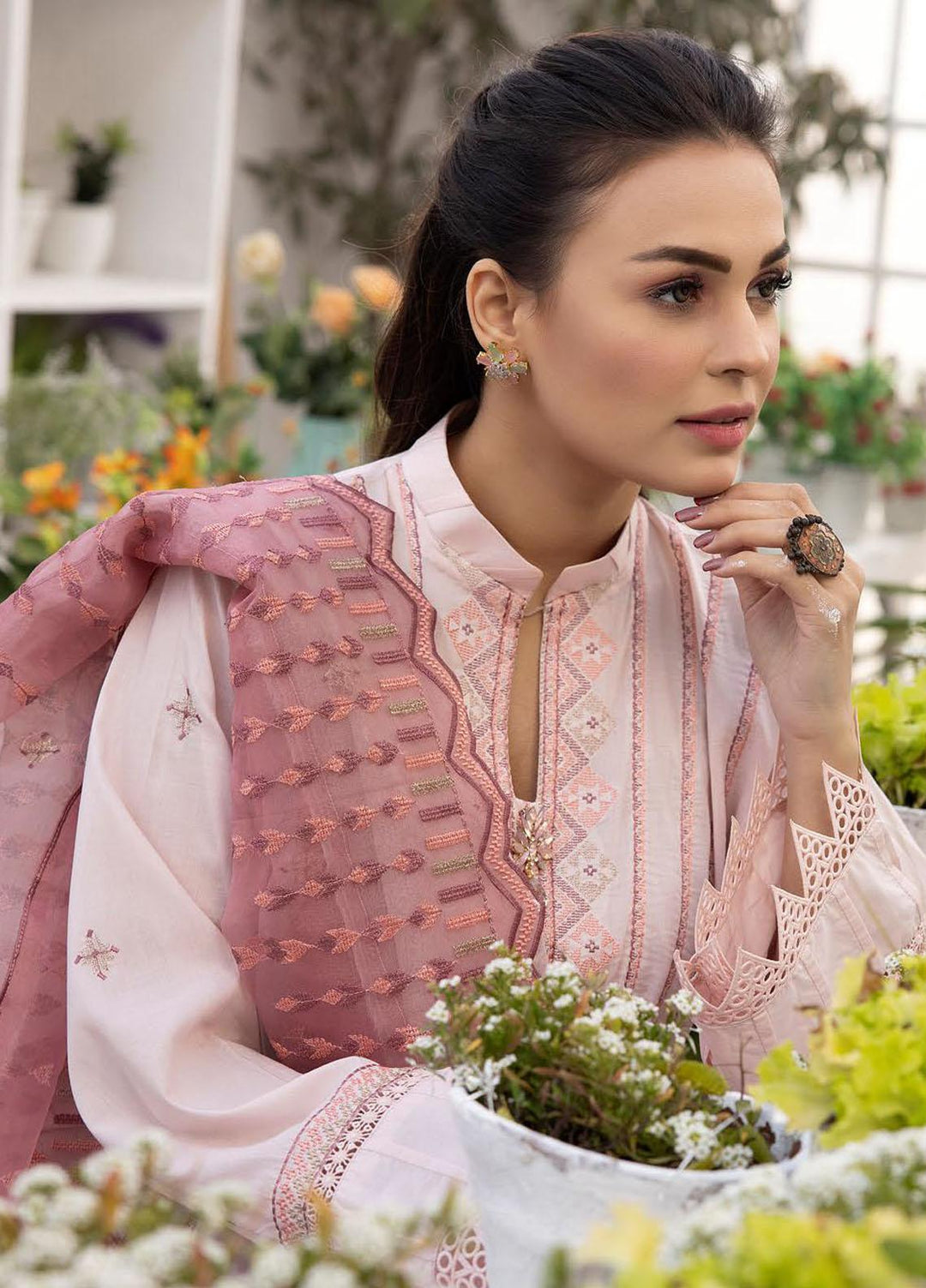 Pearl Executive By Riaz Arts Embroidered Lawn Suits Unstitched 3 Piece RA23PE D3 - Summer Collection
