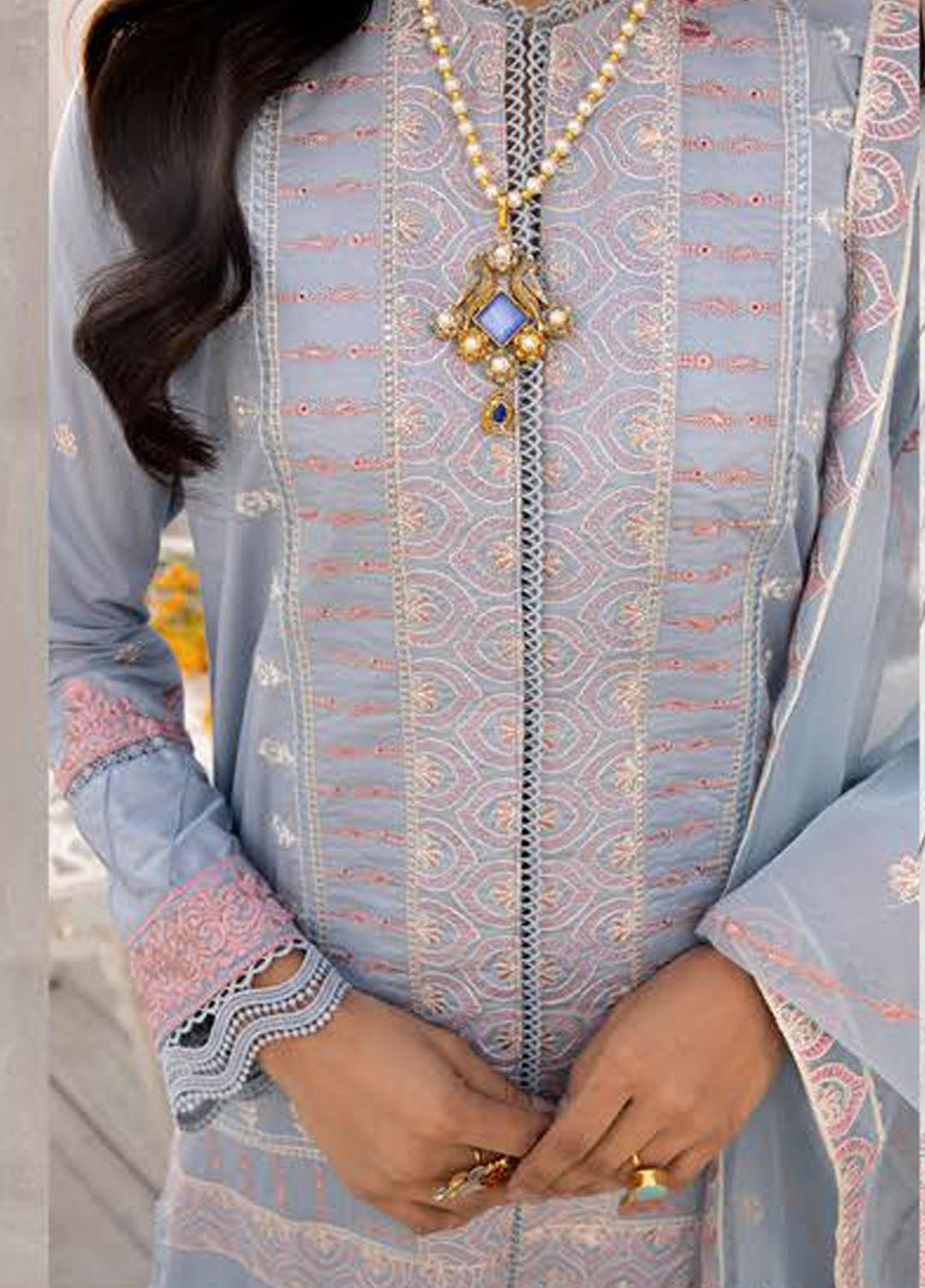 Pearl Executive By Riaz Arts Embroidered Lawn Suits Unstitched 3 Piece RA23PE D8 - Summer Collection