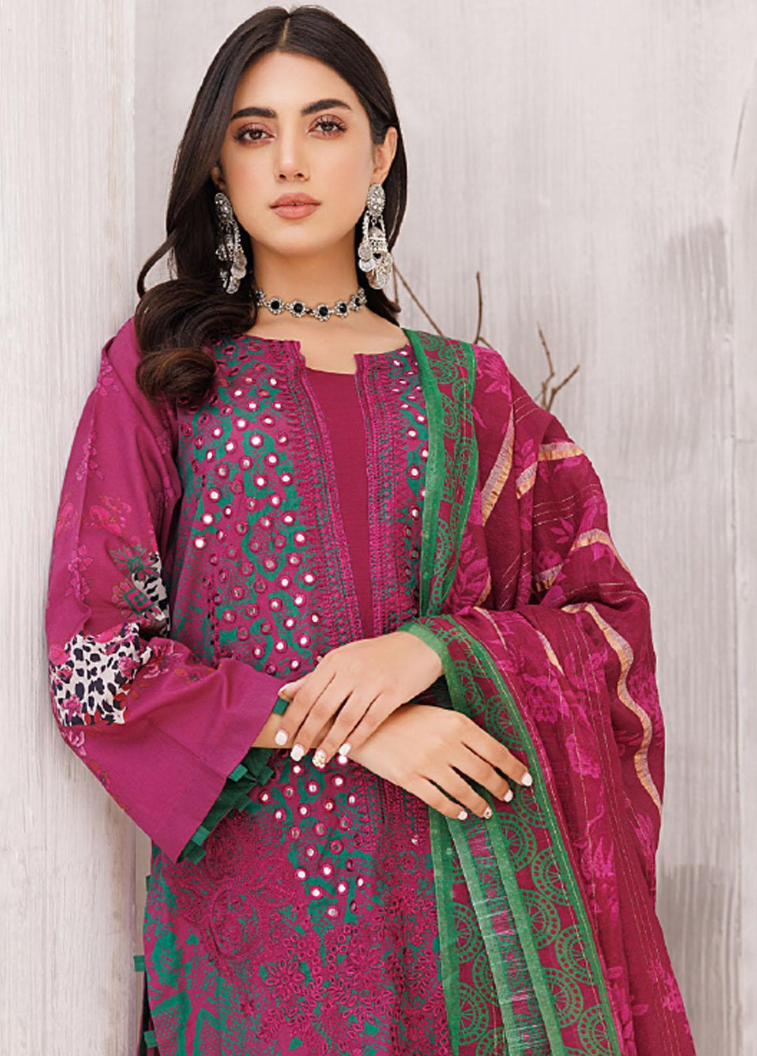 Pehnava By Charizma Embroidered Lawn Suits Unstitched 3 Piece CRZ23P CPN-01 - Summer Collection