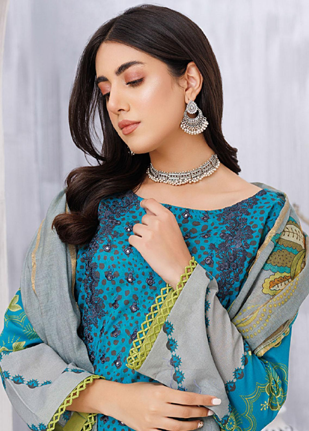 Pehnava By Charizma Embroidered Lawn Suits Unstitched 3 Piece CRZ23P CPN-02 - Summer Collection