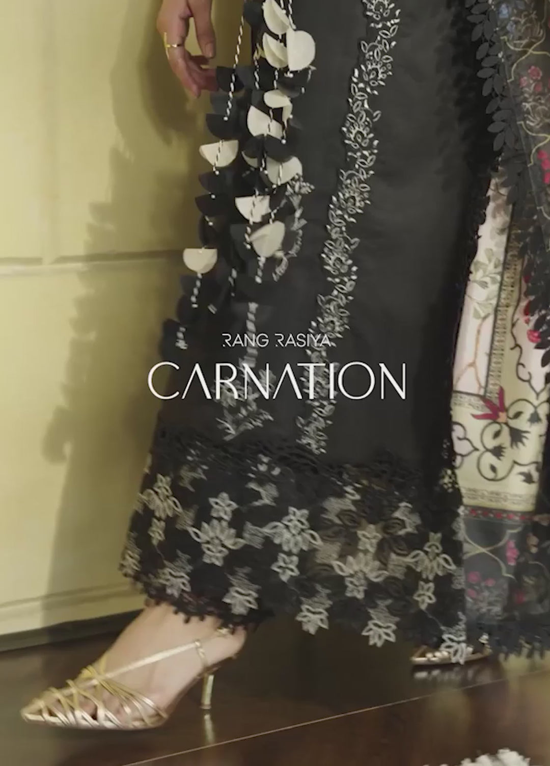Carnation by Rang Rasiya Unstitched Embroidered Lawn 3 Piece Suit RR26UCL D8 LEAH - Eid Collection