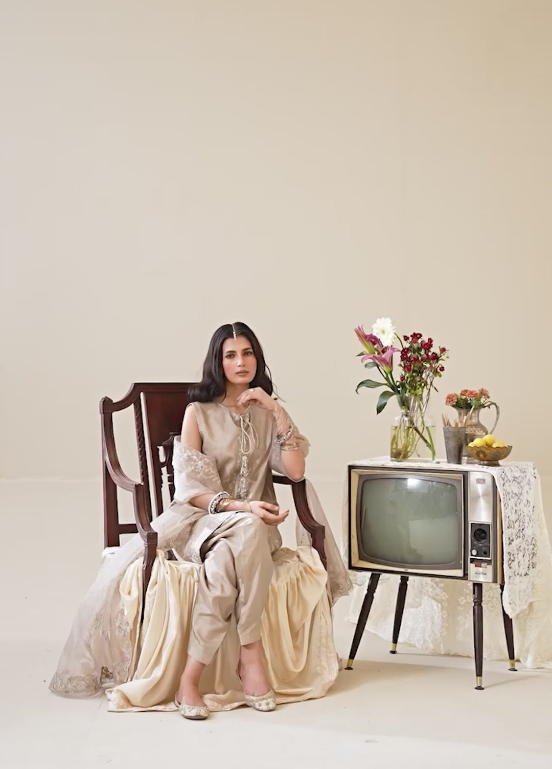 Lune Des Fleurs by Enzo RTW Embroidered Korean Silk 3 Piece Suit IZEL Festive Collection
