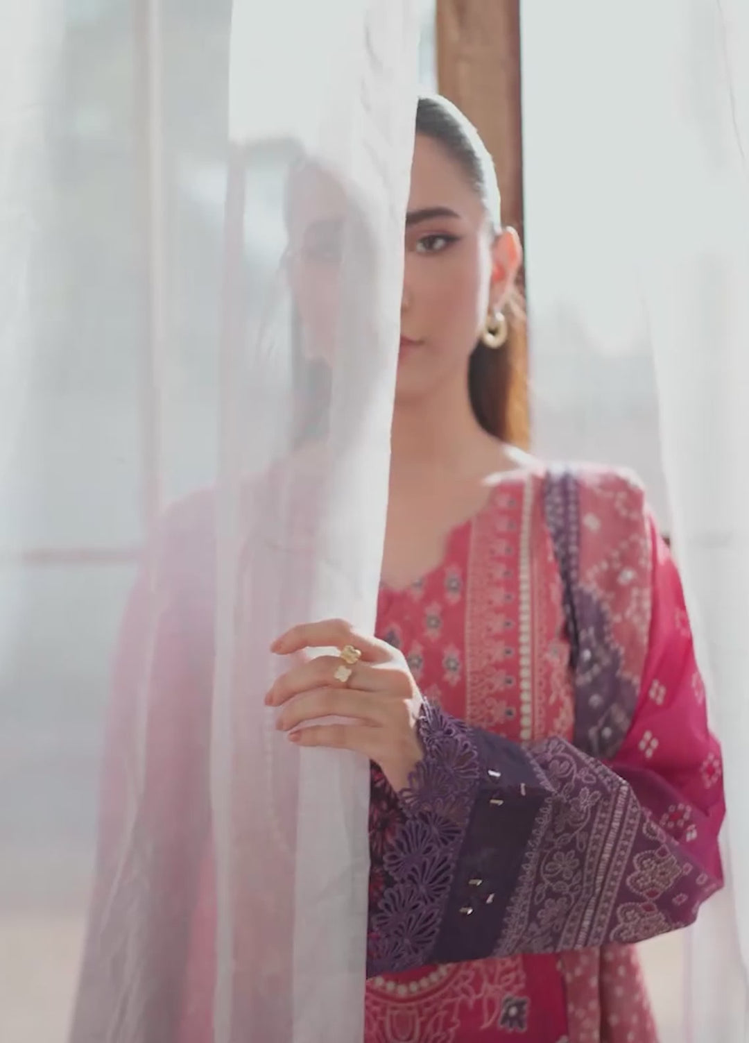 Chunri by Daria Unstitched Embroidered Lawn 3 Piece Suit DC26UCL DA-110 - Casual Collection