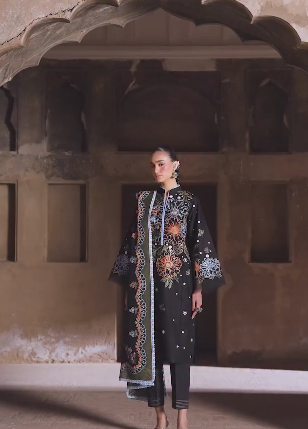 Suroor by Bin Ilyas RTW Embroidered Jacquard Lawn 3 Piece Suit BI26PSL 244A - Festive Collection