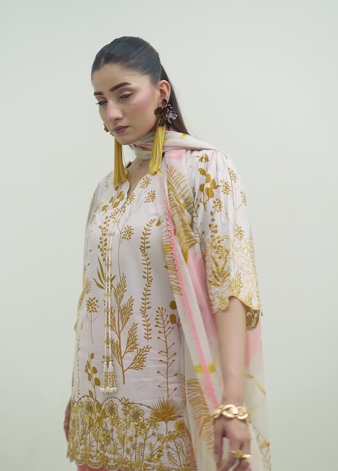 Zar e Jahan by Huma Gul Unstitched Printed Lawn 3 Piece Suit AYRAHG-903 - Casual Collection