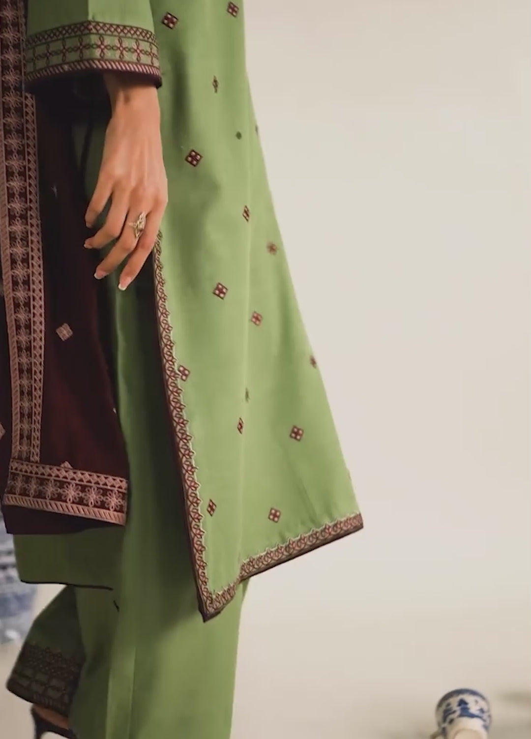 Winter Weave by Jahaan RTW Embroidered Khaddar 3 Piece Suit Sage Casual Collection