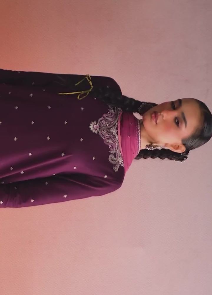 Winter Weave by Jahaan RTW Embroidered Khaddar 3 Piece Suit Garnet Casual Collection
