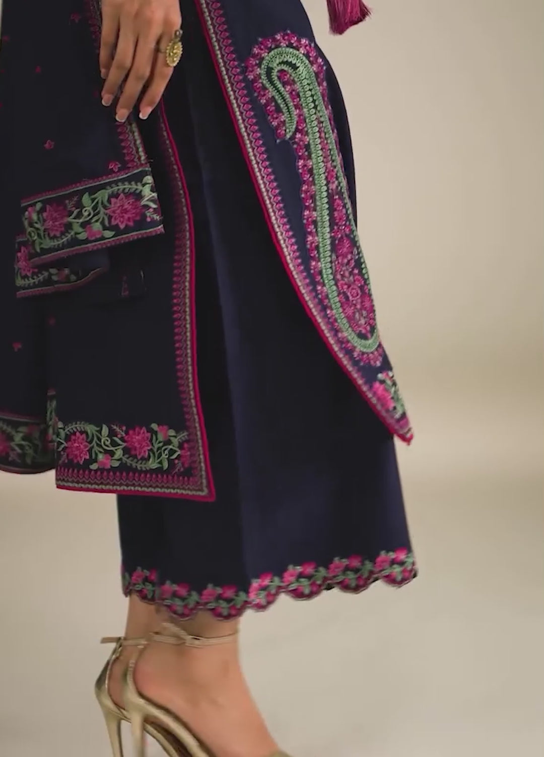 Winter Weave by Jahaan RTW Embroidered Khaddar 3 Piece Suit Imperial Casual Collection