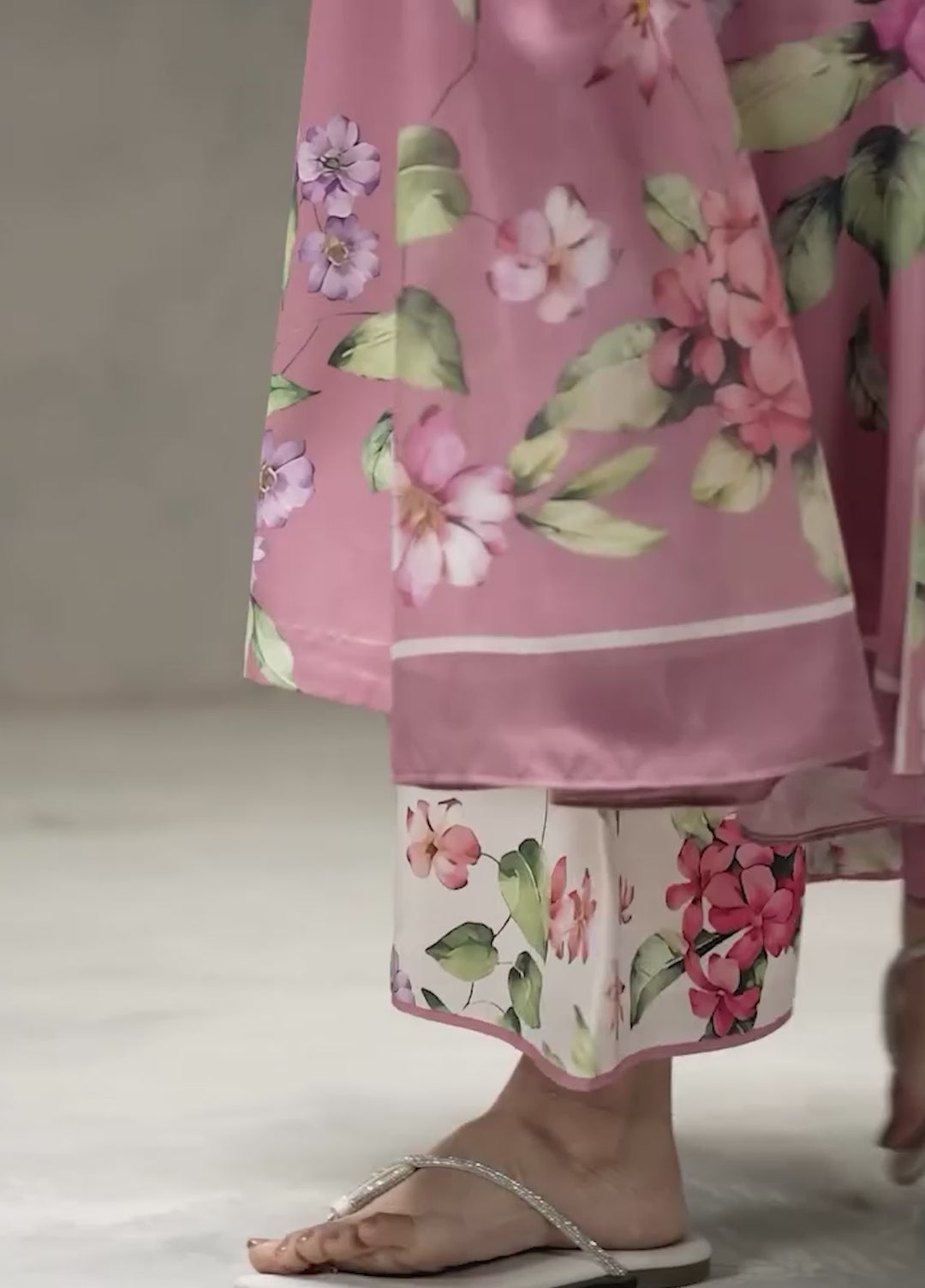 Ember Rose by Jahaan RTW Printed Lawn Silk 3 Piece Suit Flissia Sleeveless Casual Collection