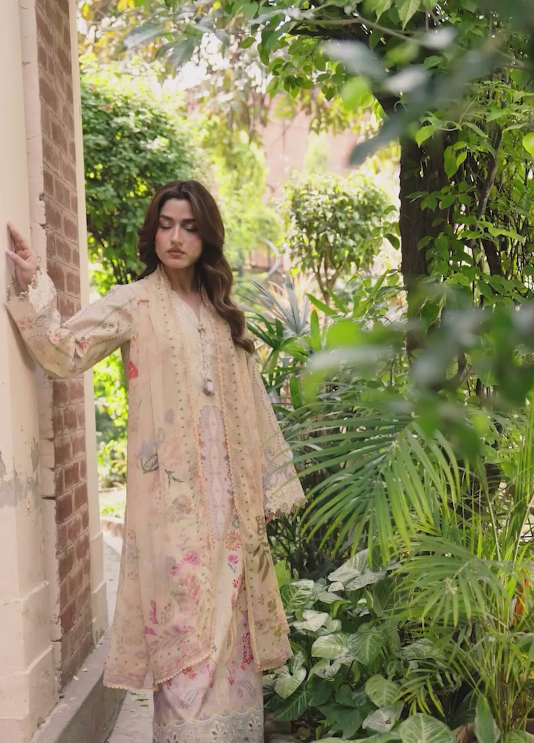 Odyssey by Florent Unstitched Embroidered Lawn 3 Piece Suit FL26UOL FZ-7B - Eid Collection