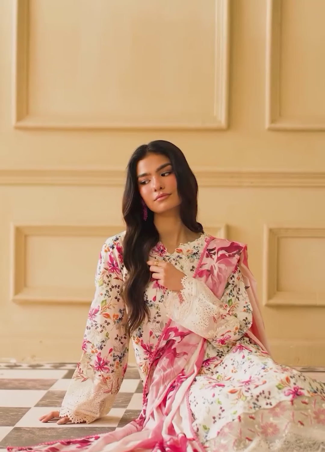 Daria by Riaz Arts Unstitched Embroidered Lawn 3 Piece Suit DA26UCT DA-60 - Summer Collection
