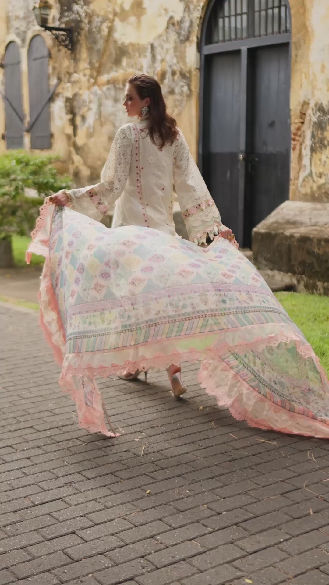Neroli By Annus Abrar Unstitched Embroidered Lawn 3 Piece Suit ABR26UNL 09 Amal - Festive Collection