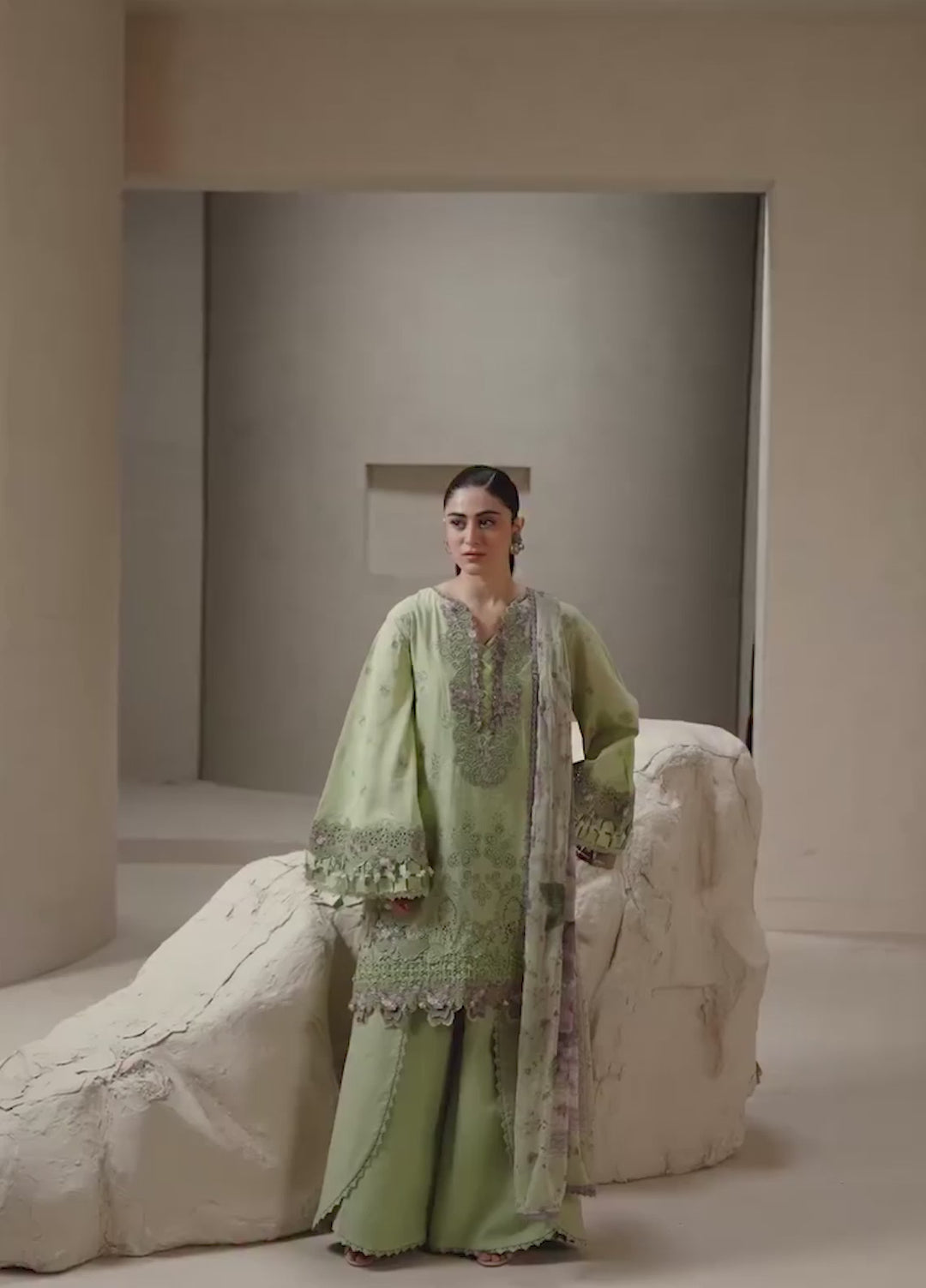 E-Craft by Elaf Unstitched Embroidered Lawn 3 Piece Suit EHC-6A Basil - Casual Collection