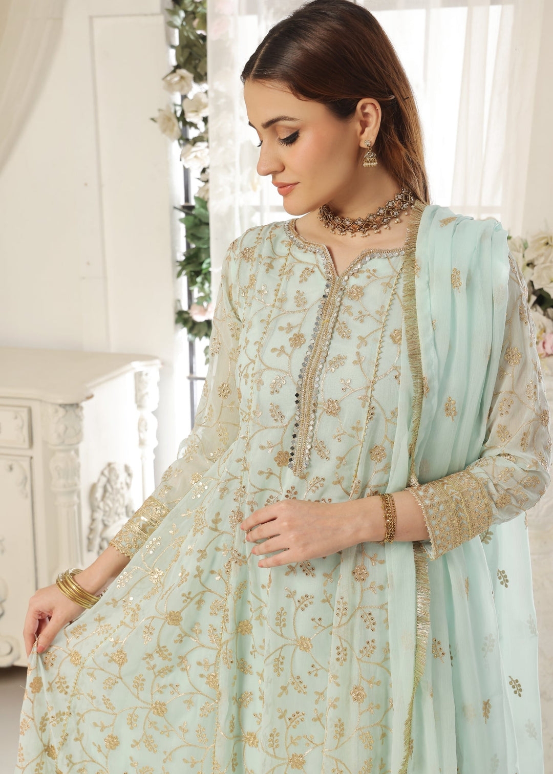 Zardozi Dreams by Abaan Zohan RTW Embroidered chiffon 3 Piece Suit Zar-e-Firdaus Mint Green - Festive Collection