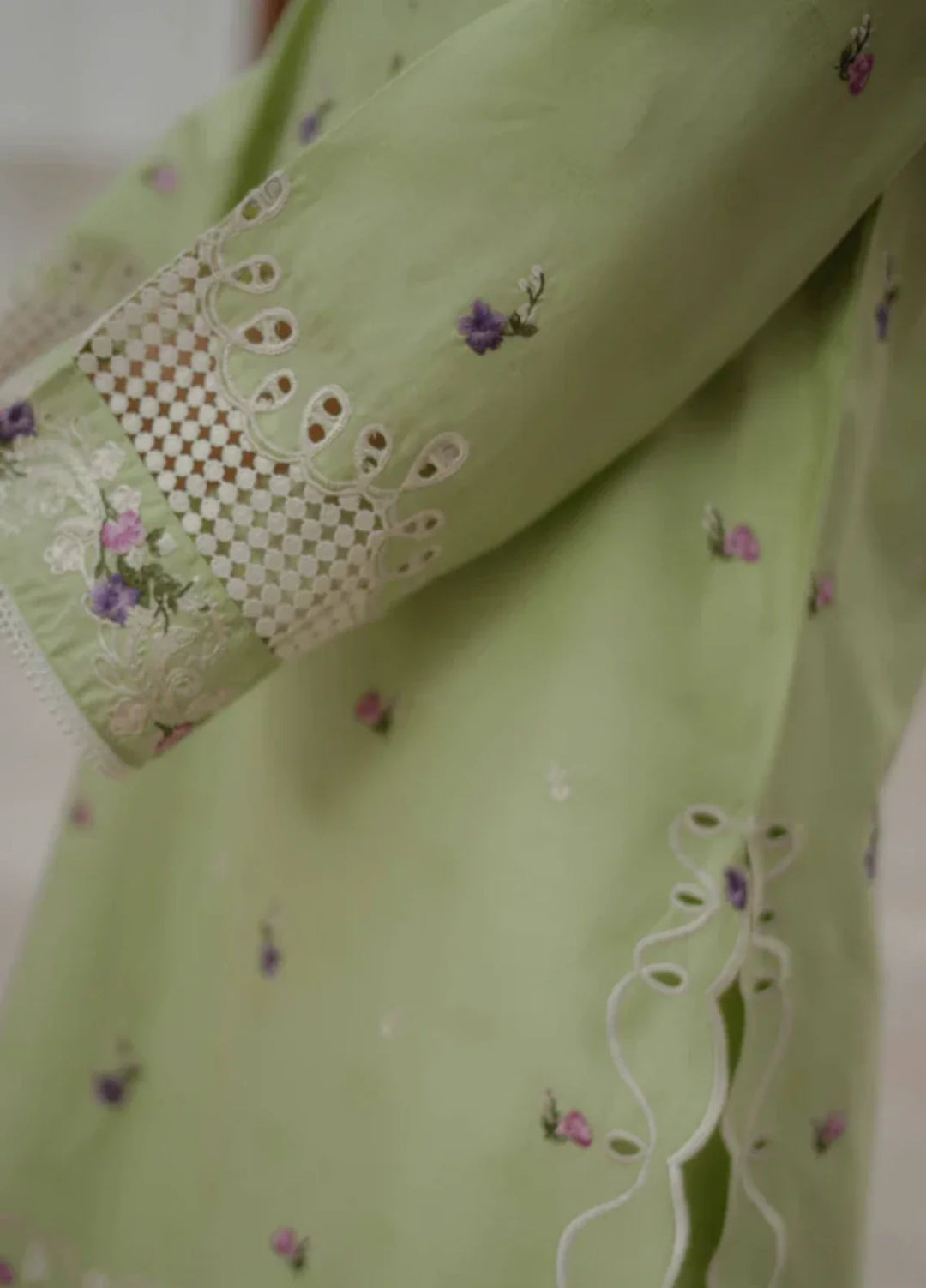 Manara by Maria RTW Embroidered Chiffon 3 Piece Suit GARDENIA Festive Collection