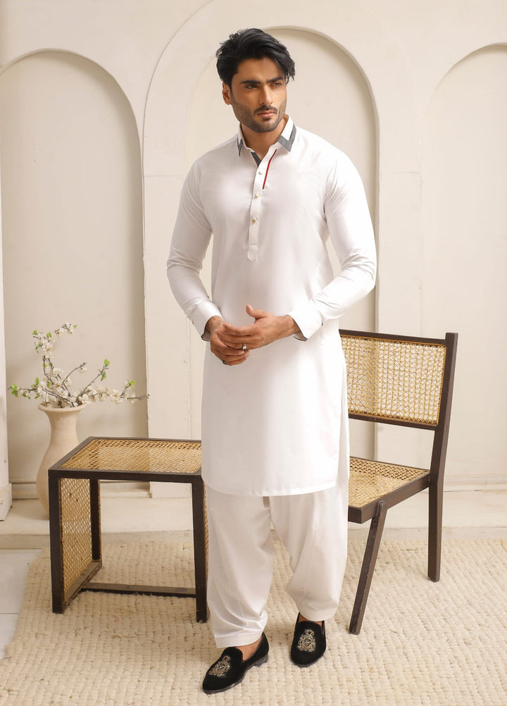 Modern Edge Republic Mens RTW Solids Wash N Wear 2 Piece Suit Soft White ER 802 Festive Collection