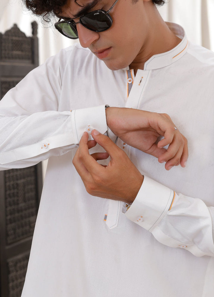 Modern Edge Republic Mens RTW Solids Wash N Wear 2 Piece Suit White ER 791 Festive Collection