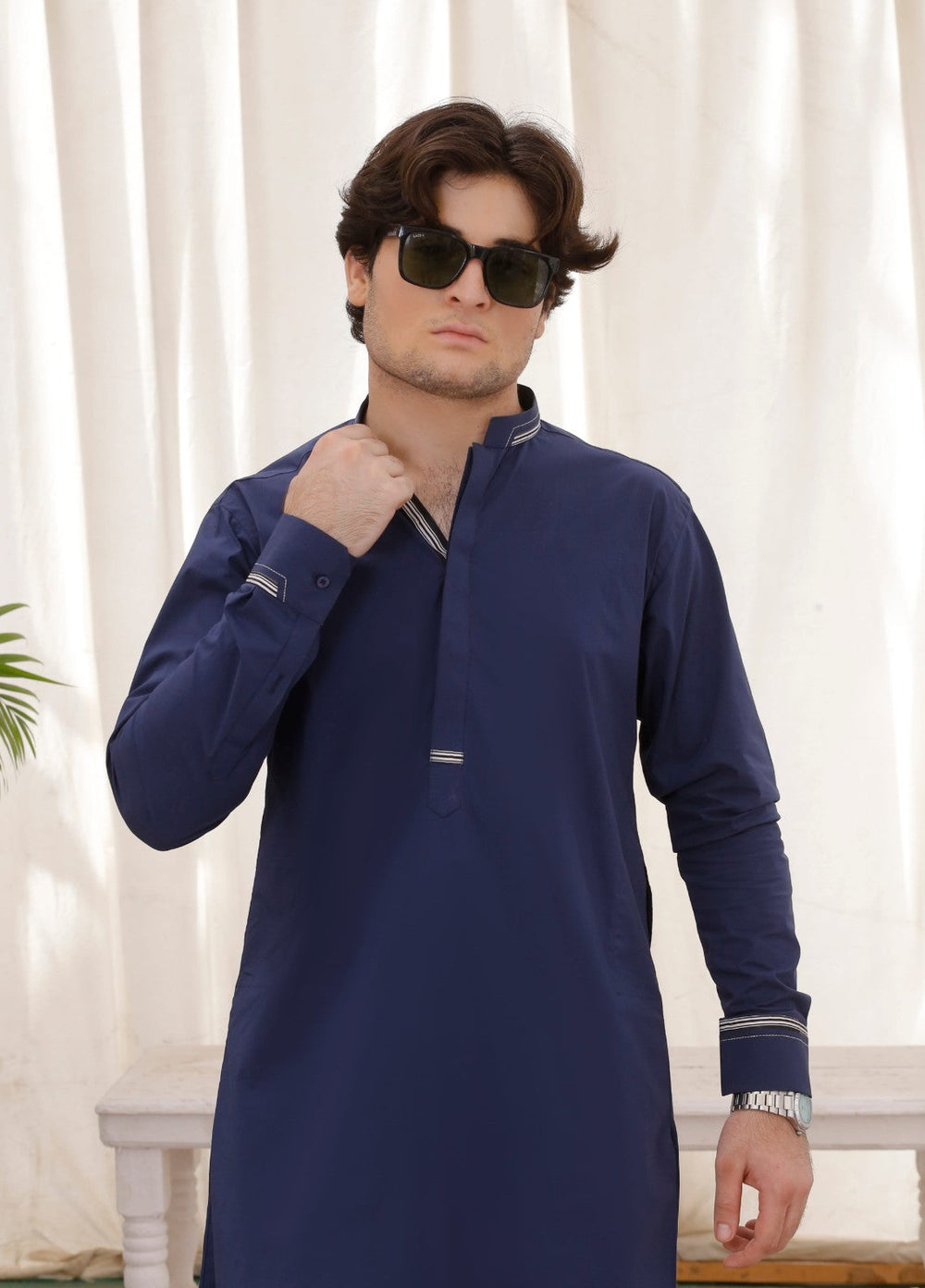 Modern Edge Republic Mens RTW Solids Wash N Wear 2 Piece Suit Navy Blue ER 794 Festive Collection