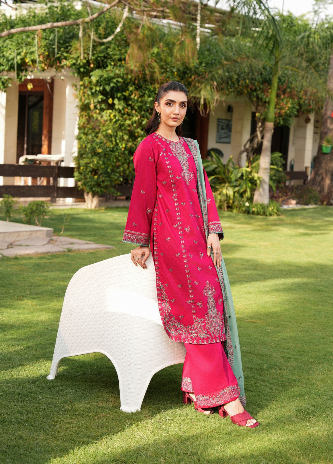 Mehrang by Pashmire RTW Embroidered Lawn Cotton 3 Piece Suit Zarmeen Casual Collection