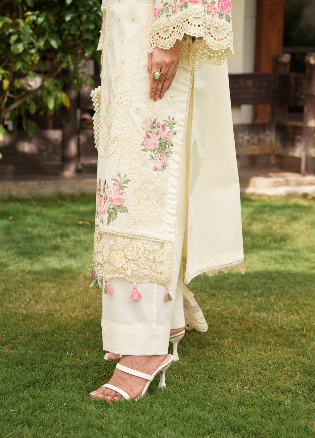 Mehrang by Pashmire RTW Embroidered Lawn Cotton 3 Piece Suit Zaveen Casual Collection