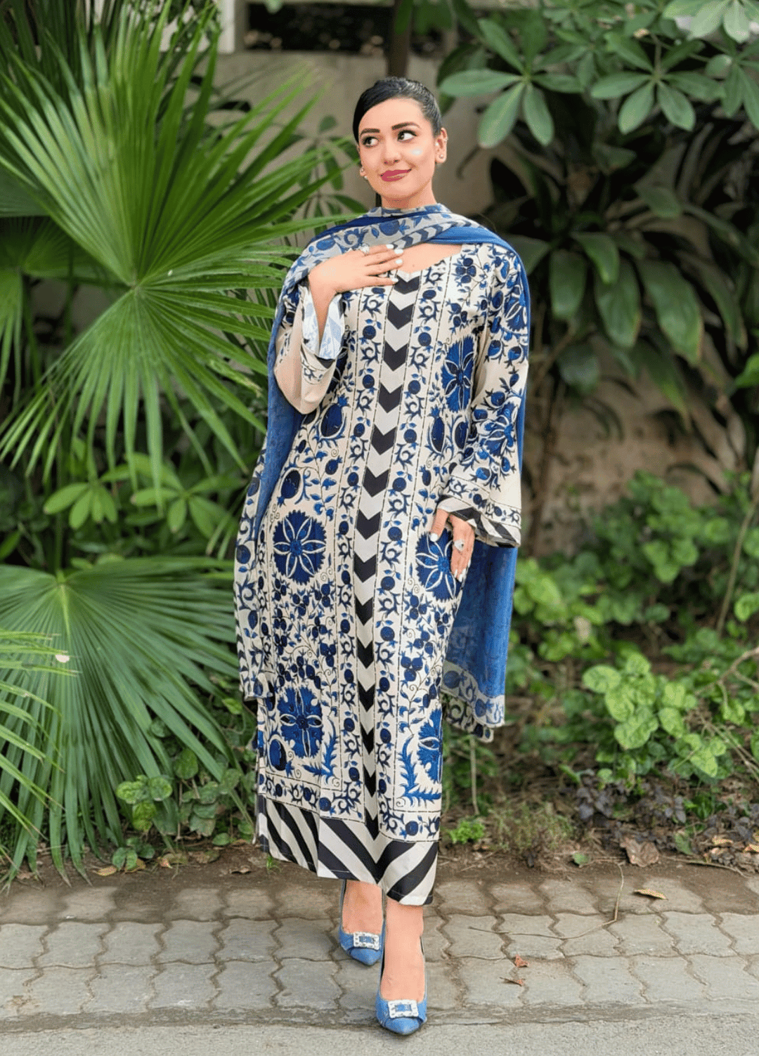 Syra's Atelier RTW Printed Lawn 2 Piece Suit Nahel Kaftan Casual Collection