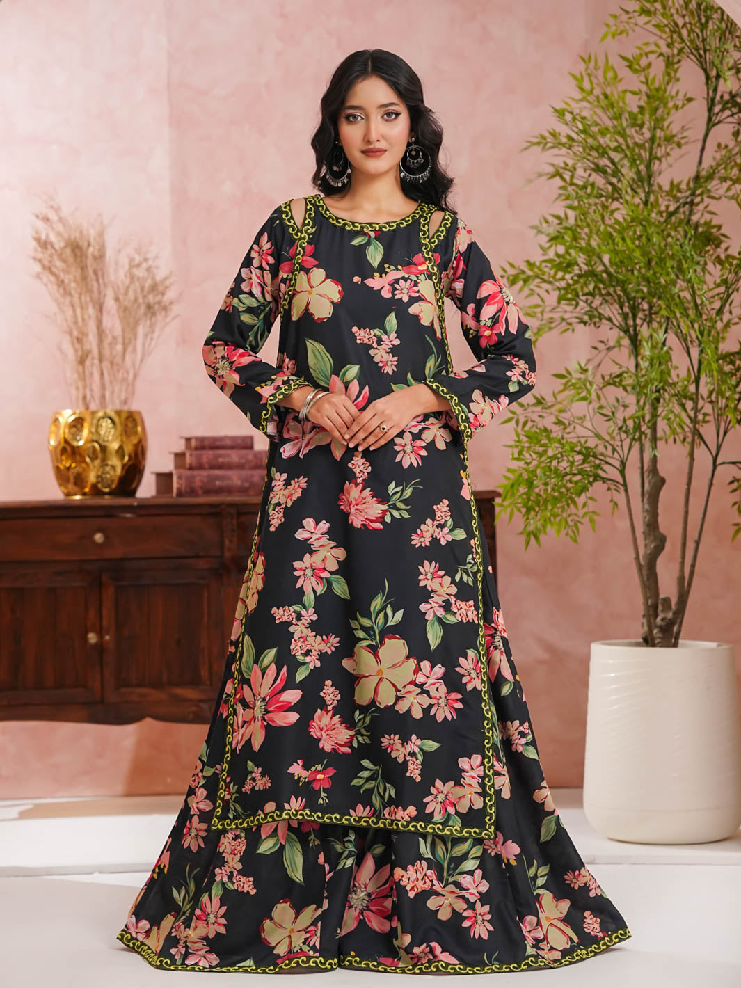 TNG Women RTW Printed Doria 2 Piece Suit Sargoshi Gharara Set Black Casual Collection