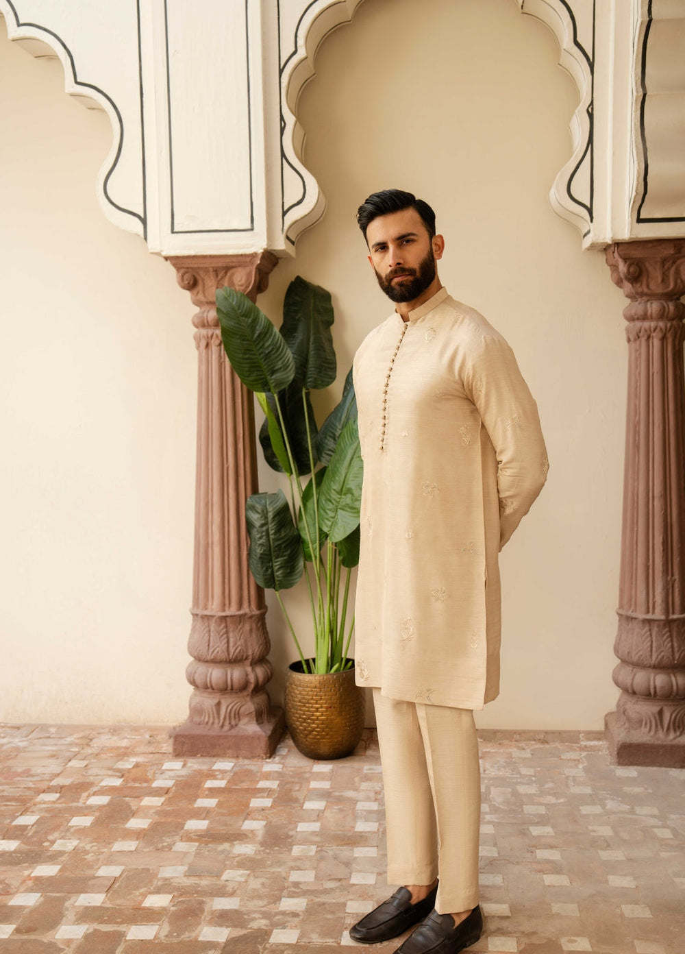 Dildaar by Hamna Ehtasham Mens RTW Embroidered Korean Silk 3 Piece Suit Fiaz Prince coat Festive Collection