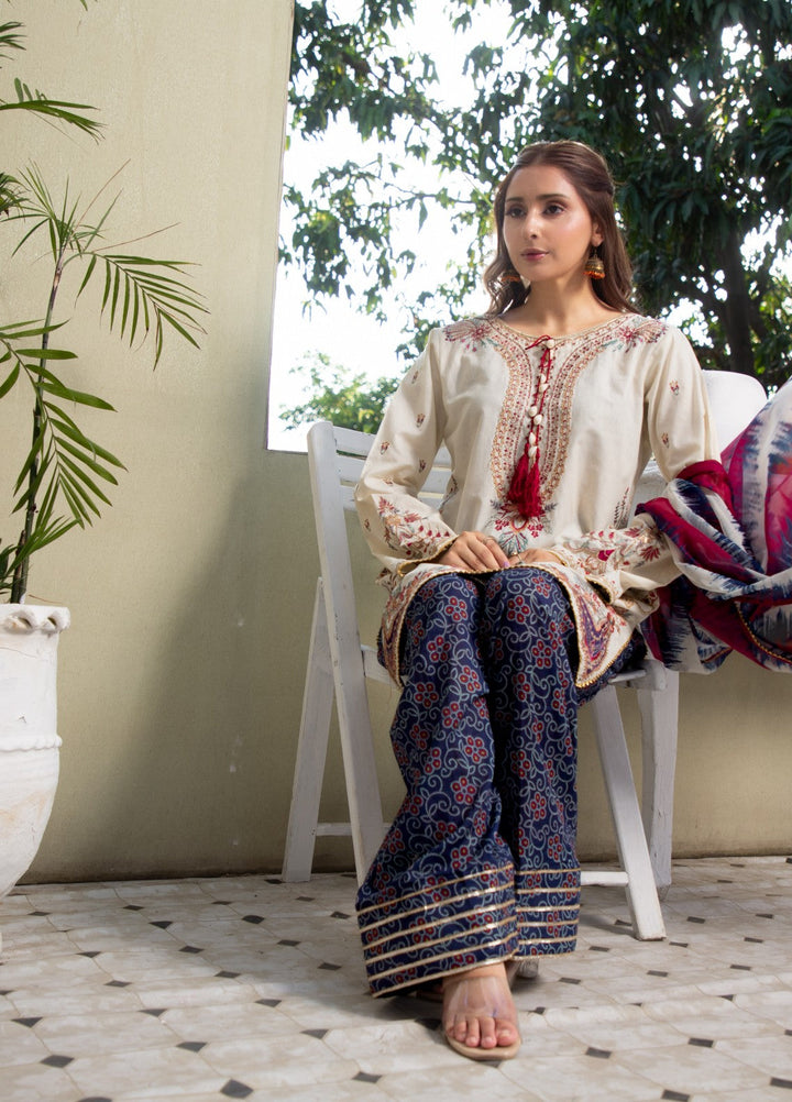 Syra's Atelier Women RTW Embroidered Lawn 3 Piece Suit Roya Farshi Festive Collection