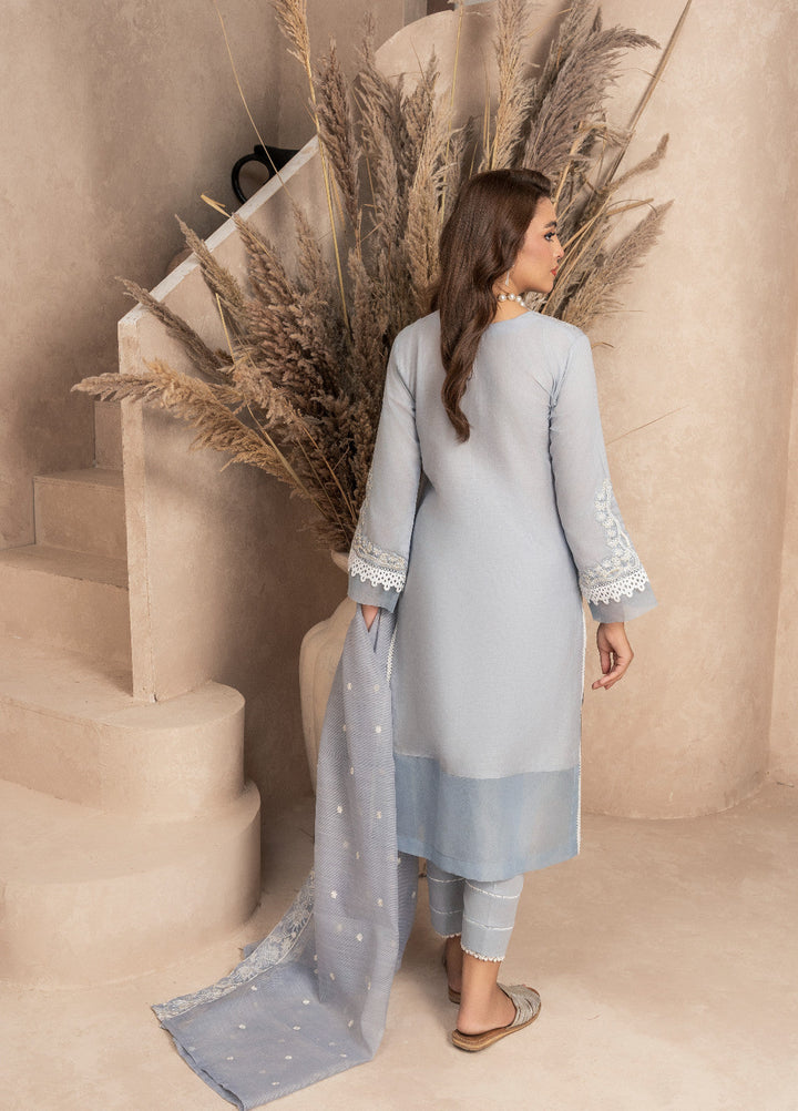 Haniya Mahnoor Pret Embroidered Lawn 3 Piece Suit Breeze