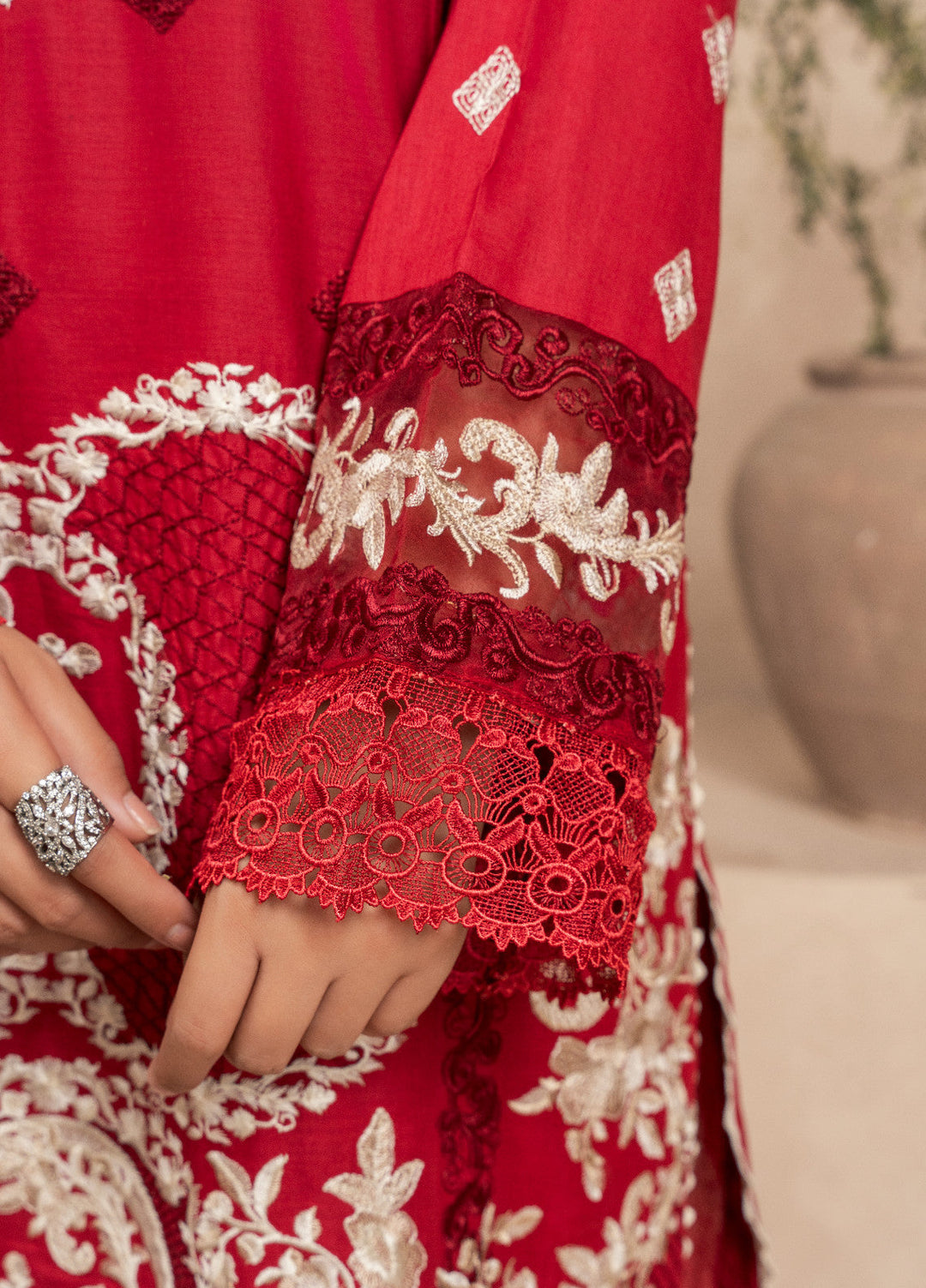 Haniya Mahnoor Pret Embroidered Lawn 3 Piece Suit Scarlet