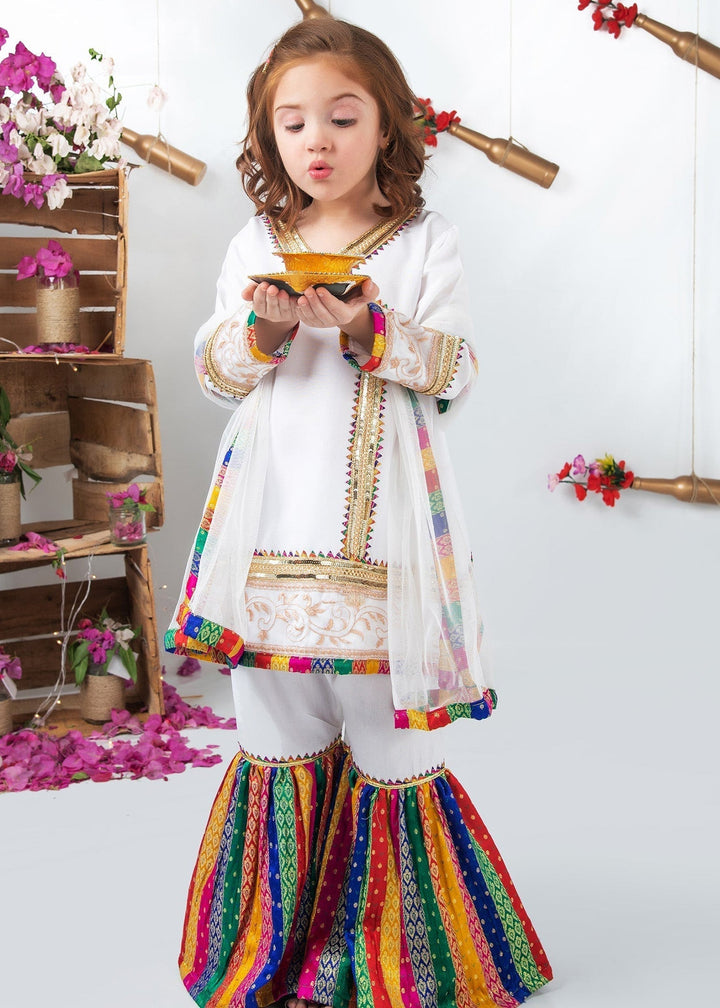 Modest Pret Emblished Raw Silk 3 Piece Suit Mah e Noor White
