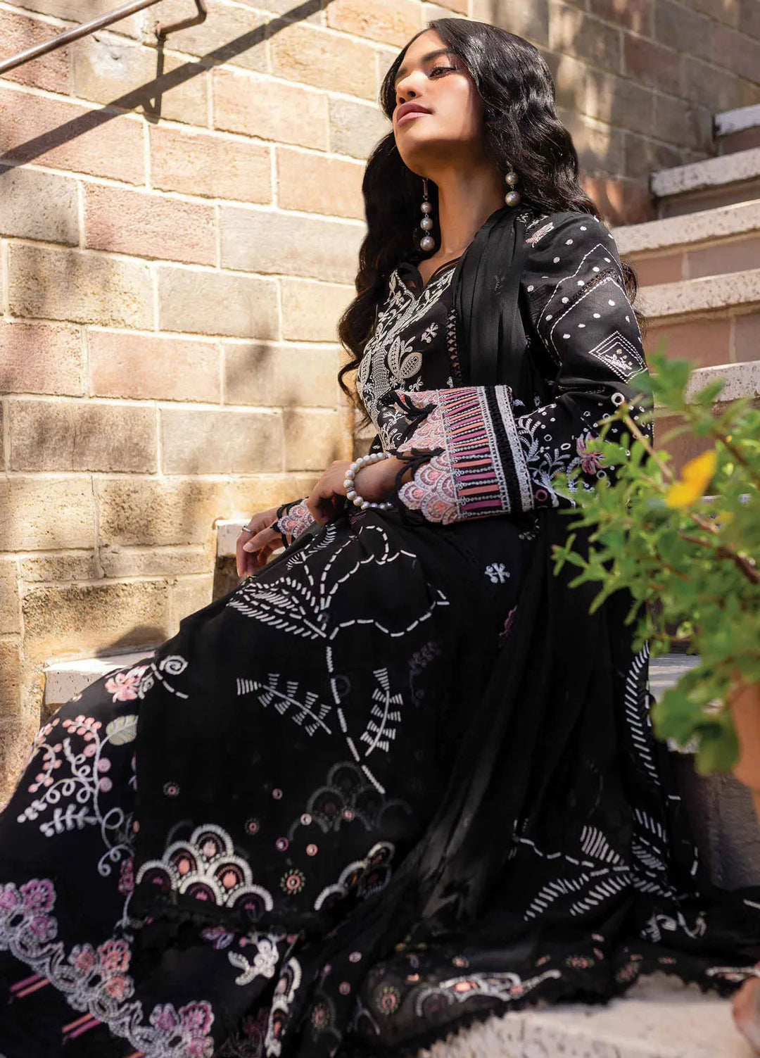 Q Line by Qalamkar Embroidered Lawn Suits Unstitched 3 Piece QLM25QL QM-04 Gigi - Summer Collection