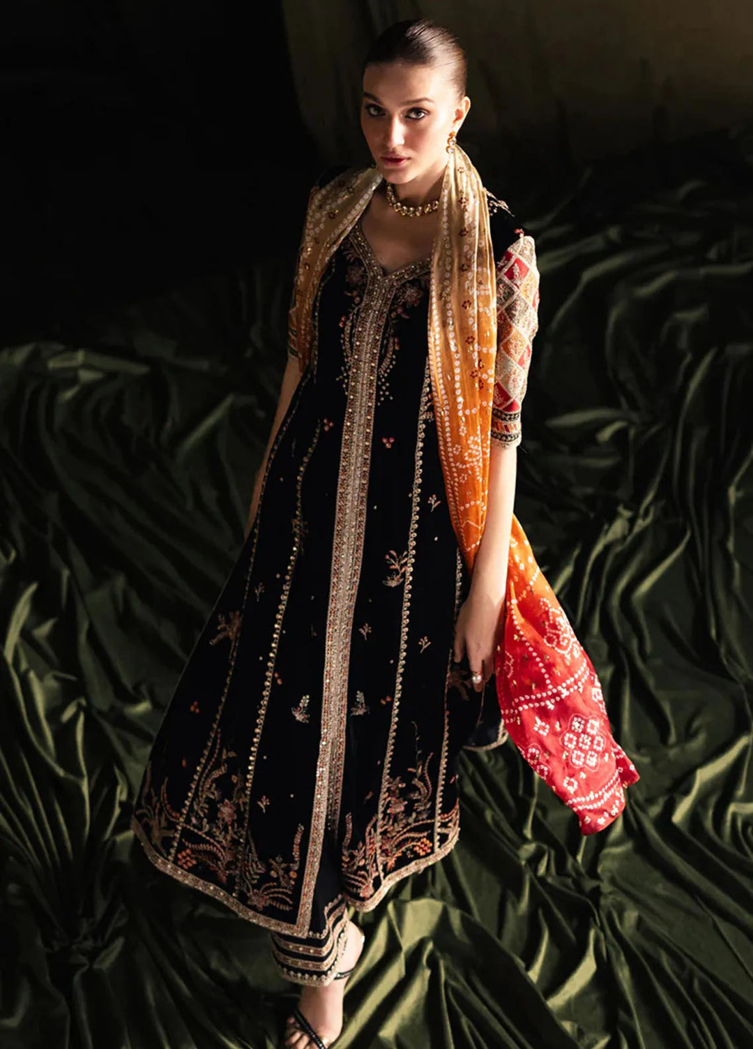 Qalamkar Embroidered Velvet Suits Unstitched 3 Piece BK-06 Zola - Luxury Collection