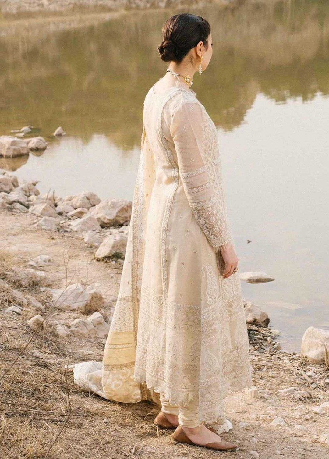 Marahil By Qalamkar Embroidered Lawn Suits Unstitched 3 Piece QLM22M SS-09 Daneen - Luxury Collection